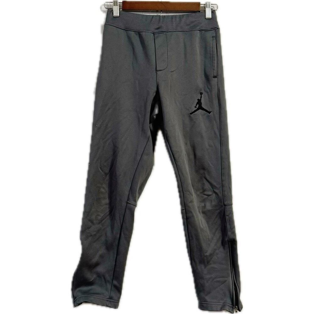 Nike‎ air Jordan youth size, large drawstring, joggers with ankle zip ￼